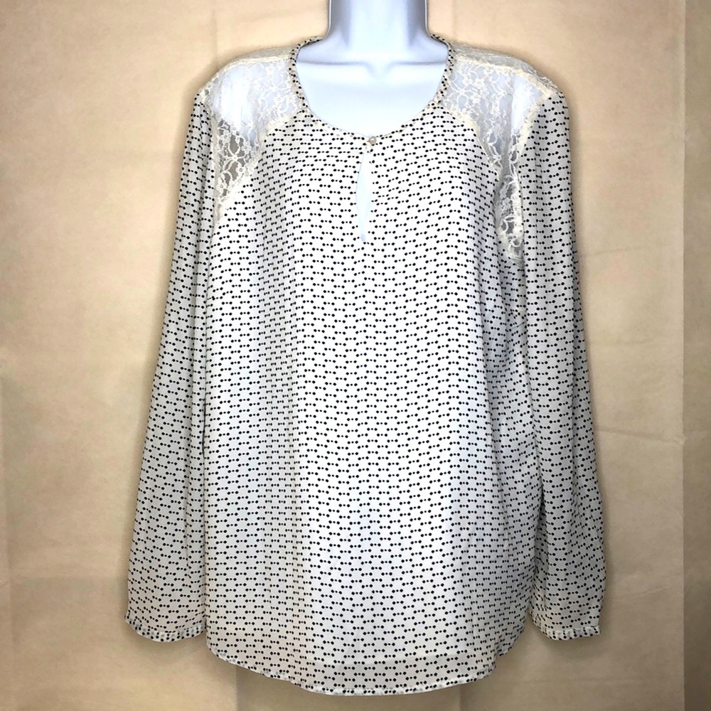 Women’s Simply Styled Long Sleeve Shirt